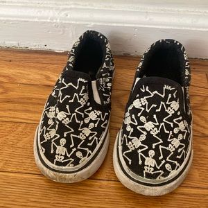 Tommy Bahama Halloween sneakers